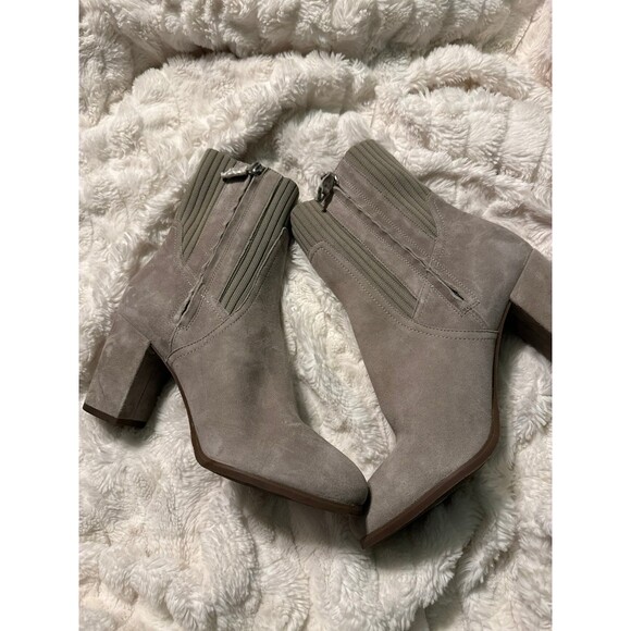 Vionic Womens Perk Kaylee Ankle Boots 10 Suede Knit Heel - Picture 8 of 11